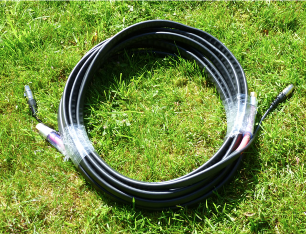 Compressed gas pipe